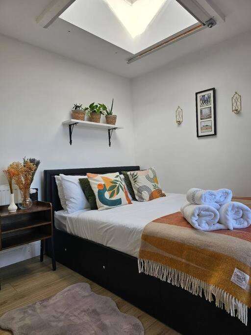 West Kensington Bright Flat Apartment Лондон Екстериор снимка